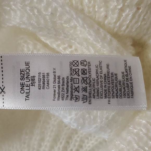 Forever 21 sequin beanie - Picture 2 of 2